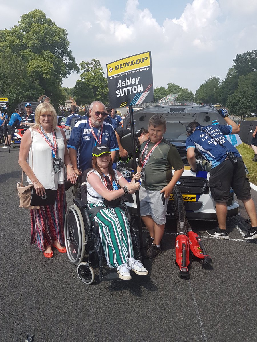 ChristineCraw18's tweet photo. On the grid at Oulton Park https://t.co/sGupqr8TWY