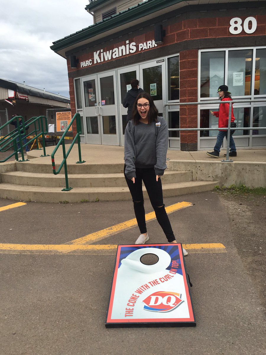 1039MaxMoncton's tweet photo. Hey #Maxters! We are at Kiwanis park for the Moncton Fisher Cats game starting at 7pm against Saint John. Stop by the cruiser to see us and try your luck at the Dairy Queen bean bag challenge! #monctonsgreatesthits #monctonproud -Road Runner Sara https://t.co/AgX8L82sy4