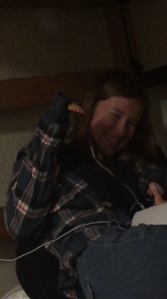 crogo4's tweet photo. happy birthday you beautiful human!! hope your day is amazinggg!! #candycigs #tinyhands https://t.co/1GNt8JxaP3
