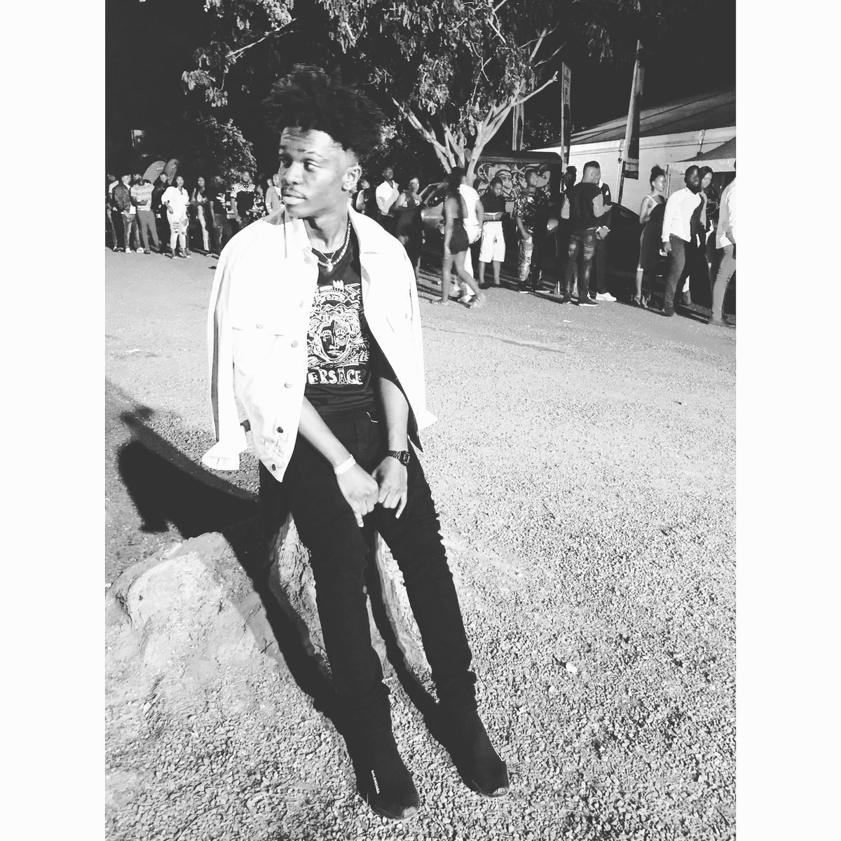 kojo_reddo's tweet photo. Road to success... never give up on your dreams, forget about the pain now... the brighter part matters. 💯👏🏽 #gettoyouthshining #achimota #miclyf #young🤴🏿&👸🏿 https://t.co/r7G1O7ufQk