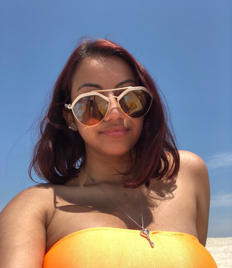 vanemichelle22's tweet photo. that’s! my! best! friend! 🤲 https://t.co/xsbgW9A5mL