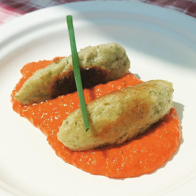 BlogueursVoyage's tweet photo. #Knepfle à #Riquewihr en #Alsace lors de la #knepfelfacht #fooding #gastronomie #cuisine #chef #cuisinier #food #knepfla #knepflagram ;-) #instafood #instagood #instamoment #foodporn #foodstagram #travelblog #travel #travelgram https://t.co/yNsYHZqZWK