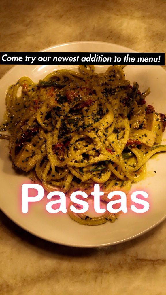 ❗️Featuring the Bucatini! Chicken, sundried tomatoes, green beans, with a tasty basil cream sauce.❗️#Volare #norman #campuscorner #pastas