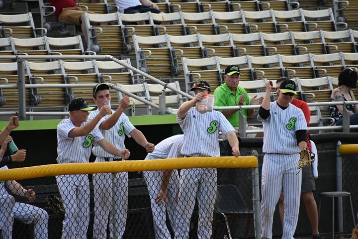 ShoesBaseball's tweet photo. The Sliders score again on a fielders choice!

Sliders 3, Quincy Gems 0.

#LetsGoSliders #SliderNation https://t.co/2AvCObDyvx https://t.co/p83M0Ocgnd