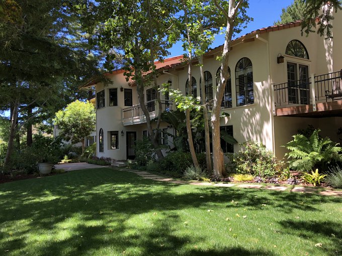 Goodbye Casa Saper (1987 - 2018), home of so many incredible memories. The backyard where we celebrated<a href="/tag/endofanera"class="tags"><span>#endofanera</span></a>