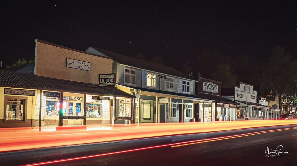 IllumiGraphic's tweet photo. #Julian after #midnighht .... classic #americana #photography #ZeissBatis #SonyAlpha https://t.co/MJupIvCXAr