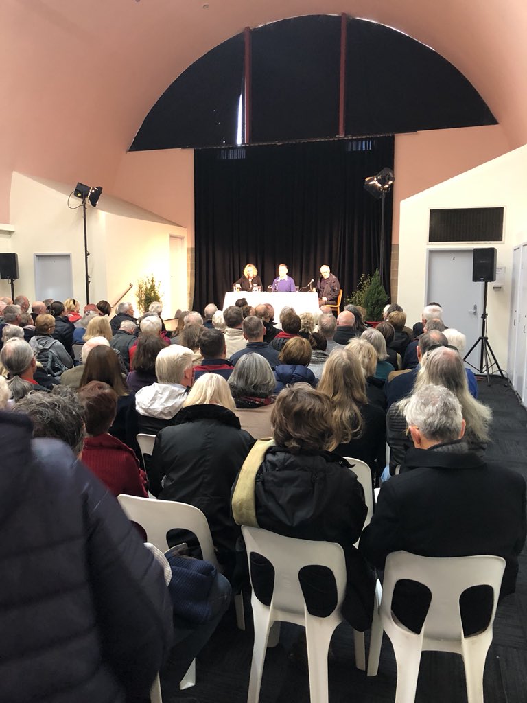 woodendarts's tweet photo. Applause as panel takes their seats this morning. That’s a Festival first! @SallyWarhaft @DrCraigEmerson & Don Watson #wwaf2018 https://t.co/Vu2dK4dKyn