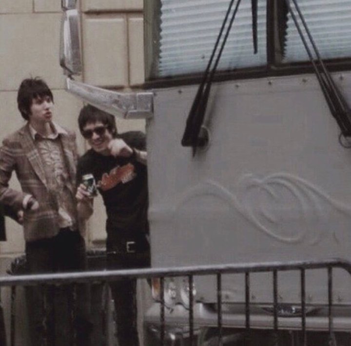 rcstytyler's tweet photo. "I was ready to chose him and everything that went with it. He would've given my life meaning ten times over."
-
Today is the 44th anniversary of Throam! Ryden. I wanna say thank you to @pineconepickers for writing such an amazing series ❤
Happy #THROAMday https://t.co/rJLtp7XPDQ