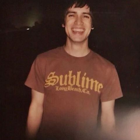 rcstytyler's tweet photo. "I was ready to chose him and everything that went with it. He would've given my life meaning ten times over."
-
Today is the 44th anniversary of Throam! Ryden. I wanna say thank you to @pineconepickers for writing such an amazing series ❤
Happy #THROAMday https://t.co/rJLtp7XPDQ