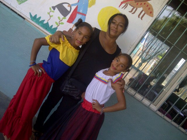 Raidymar3's tweet photo. Las amoo #MisBellas #LasAmoo https://t.co/6ylXCoCi7O