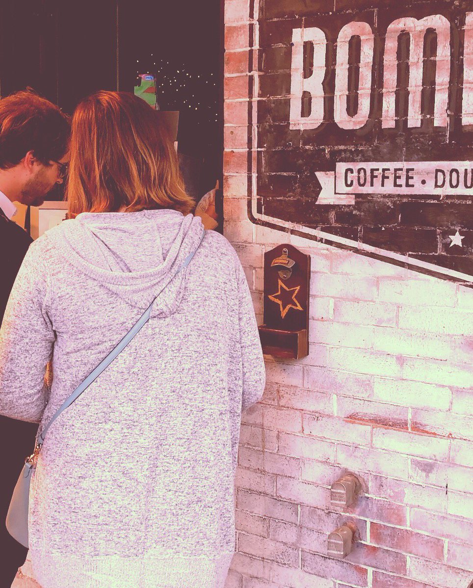 BattonNick's tweet image. What an adventure today 🏙💏🥂 #chicago #bombobar #skydeck #gucci #coach #sheddaquarium #science