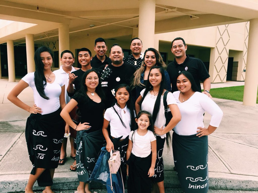 GumaIninan's tweet photo. June 8 , 2018 : Guma Ininan I Saina-Ta at Guam High’s graduation day . Congratulations graduates! 🎓🎉 https://t.co/AaobqMPe4w