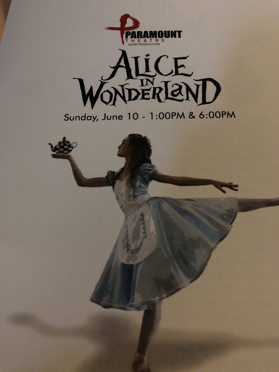 christy 🐘 tweet media