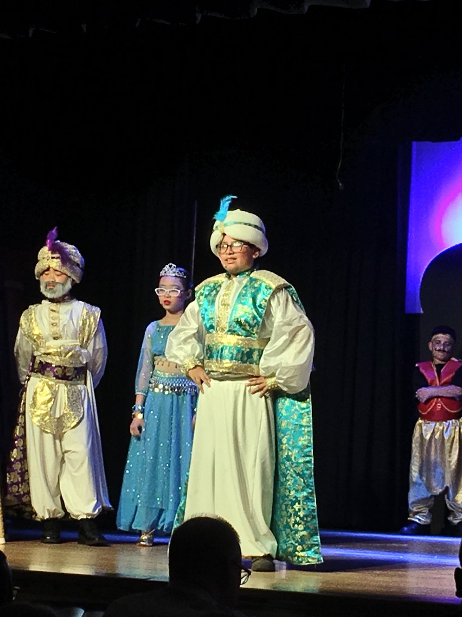 KellMont's tweet photo. P.S.32 production of #AladdinTheMusical #TonyDreaming #TonyAwards @tellyleung he’s coming for you 😀 https://t.co/mGVDRcDpAE