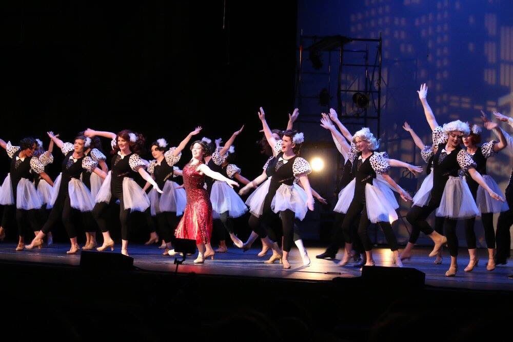TheatreHouston's tweet photo. #tonydreaming with 42nd Street https://t.co/u0cUtkek3X
