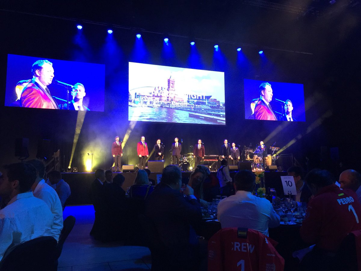 FetzeF's tweet photo. Vier dagen op pad met vrienden!bedankt team Brunel!@jiko Andringa#Cardiff https://t.co/m2r3FVDQEX