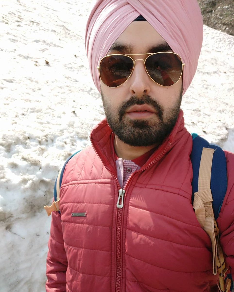 simratkochar1's tweet photo. #Hemkunt Sahib #Blessed #Uttrakhand #Waheguru Ji https://t.co/J2GjowH8DZ