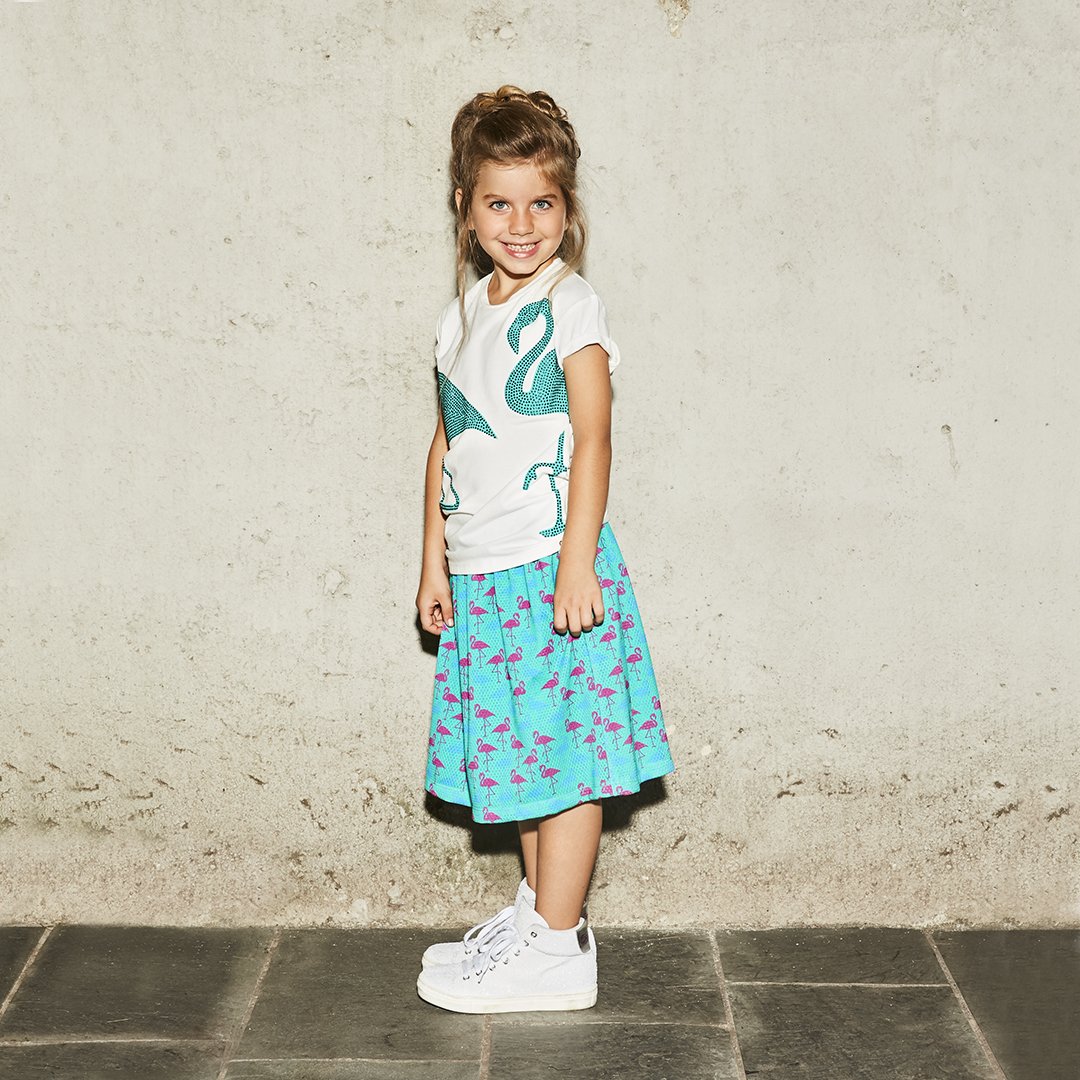 Alright Monday, let's do it with a Big Smile and a So Twee by Miss Grant SS 18 outfit! #missgrant #missgrantstyle #sotwee #styleinspiration #styletips #fashion #sporty #monday #smile #summer #summeroutfit #flamingos #sportyoutfit #like #love #amazing #kids
