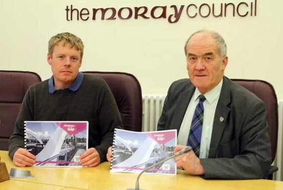 The Conservatives have thrown down the gauntlet and urged anyone interested in preserving Moray Council’s ruling administration to come to a crunch meeting at 10am today.

pressandjournal.co.uk/fp/news/moray/…