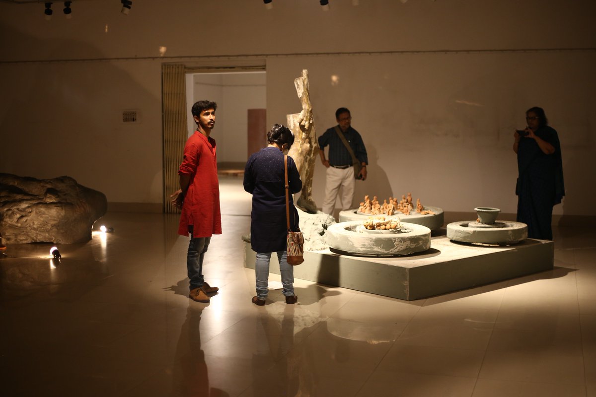 ChanderHaat's tweet image. 