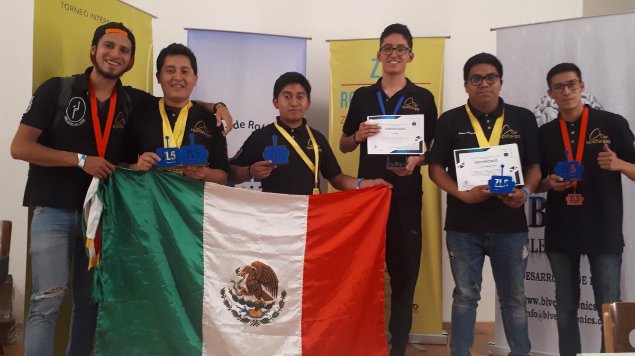 Radio_Formula's tweet photo. Alumnos del @IPN_MX triunfan con 8 medallas en el Robot Games Zero Latitud #RGZL5 https://t.co/fqGLDwfehy https://t.co/e22jtBfL7j