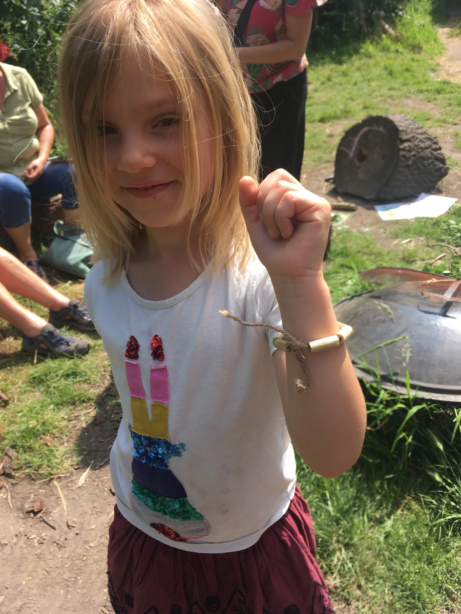 WCWCatford's tweet photo. The joys of #elderwood @OpenSquares #ogsw2018 making bracelets & whistles. https://t.co/748aNJCyIp