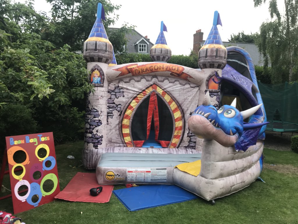 E_coast_castles's tweet photo. #Inflatableslides #bouncycastles #discodomes #footydarts and more available from https://t.co/6a6aviWnF3 for parties and other special occasions throughout #Bangor #Donaghadee #Holywood #Newtownards #Belfast #Carryduff #Ballygowan #Comber areas https://t.co/FjYyIAhVJZ