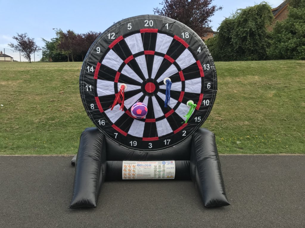 E_coast_castles's tweet photo. #Inflatableslides #bouncycastles #discodomes #footydarts and more available from https://t.co/6a6aviWnF3 for parties and other special occasions throughout #Bangor #Donaghadee #Holywood #Newtownards #Belfast #Carryduff #Ballygowan #Comber areas https://t.co/FjYyIAhVJZ