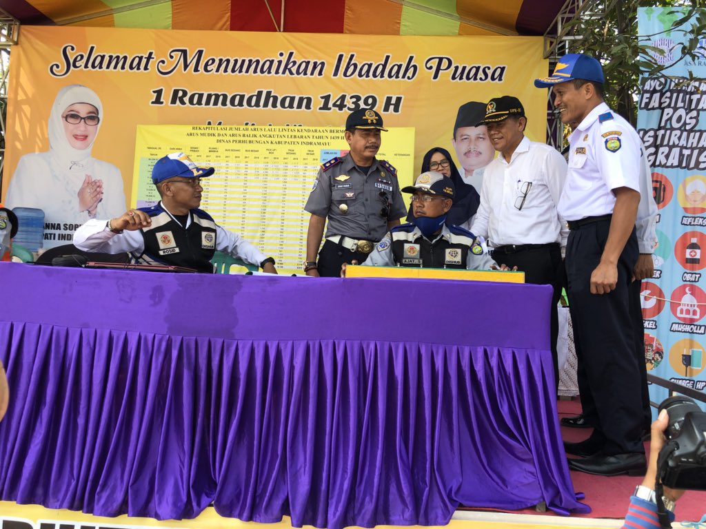 umarhadi_yoseph's tweet photo. Mantau Mudik Lebaran di Pantura. losarang tempat pencatatan kendaran lewat https://t.co/3ZUGgsBUr6