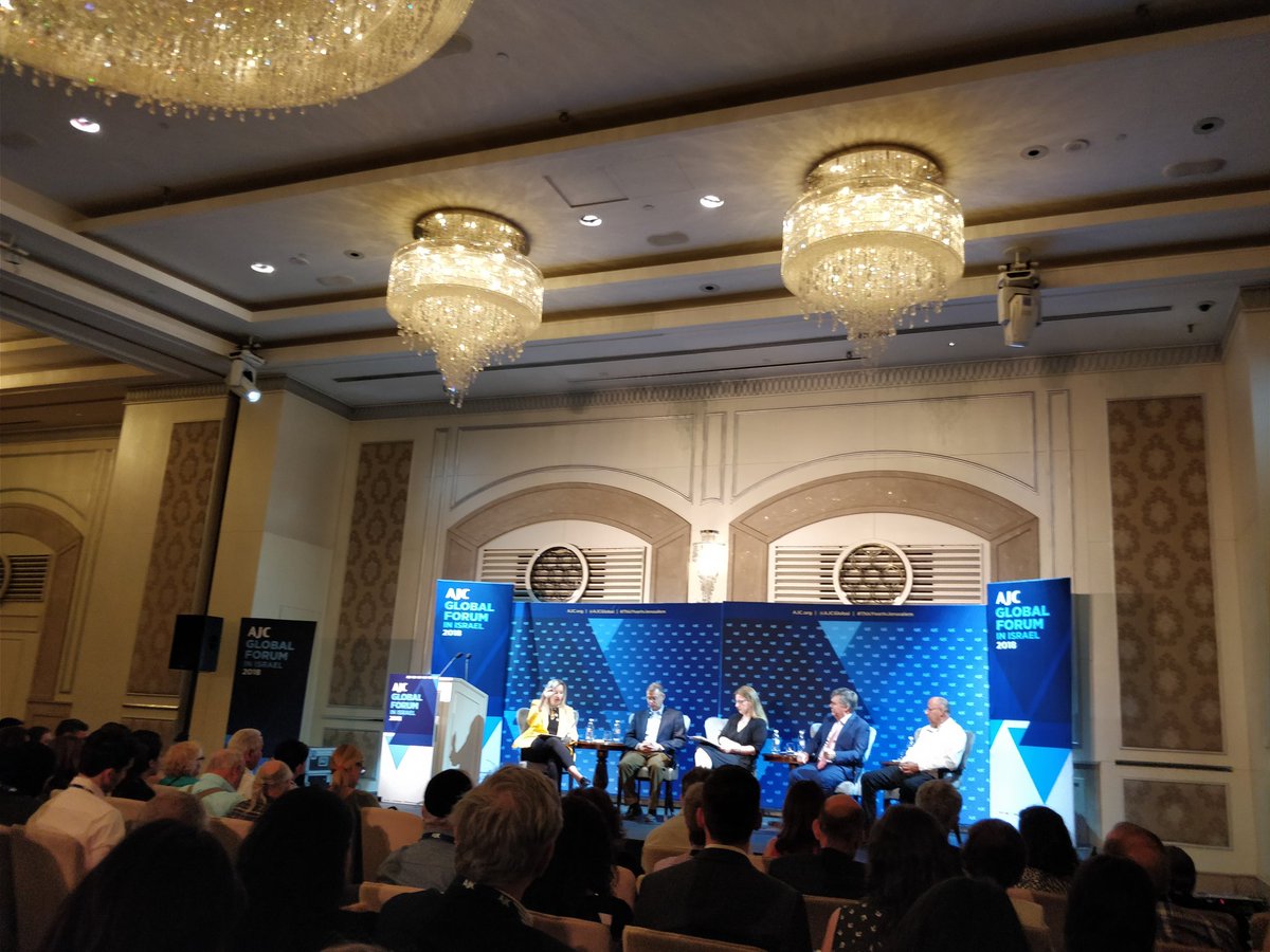CarlottaJarach's tweet photo. Fair or unfair? Are media pressured to sensationalize news regarding Israel? We are talking about it with
@Henrique_B_C @saralemel @AvitalLeibovich @joseffederman @MajdiHalabi @AJCGlobal @ugei_it
#EujsgoesGloFo #GloForce #PresidentsUnite https://t.co/PMSW7QgSzV