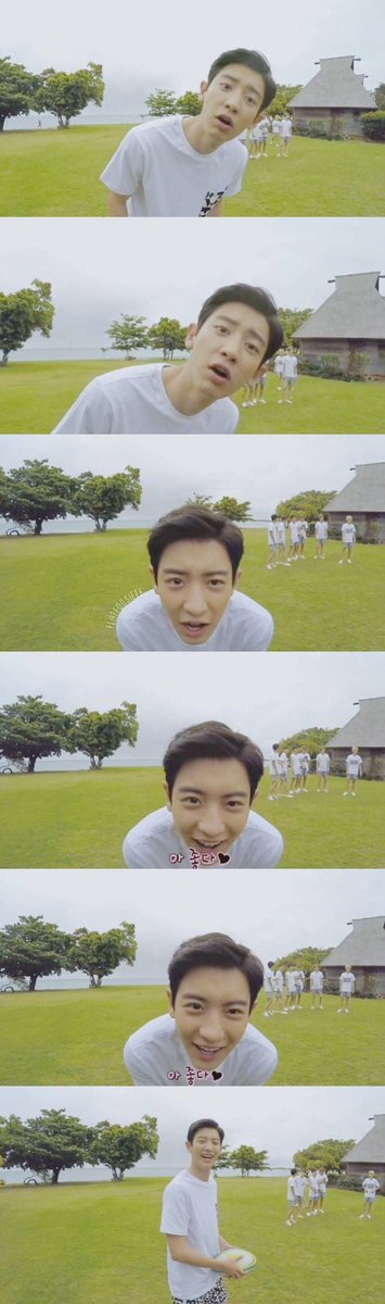 Ampss_Campos's tweet photo. Por ser una persona muy dulce e ingeniosa, con su personalidad es casi imposible que pase desapercibido... por ser el Happy Virus🐘✨ #30ReasonsWithEXO #30ForChanyeol @weareoneEXO https://t.co/co8BxEMXMX