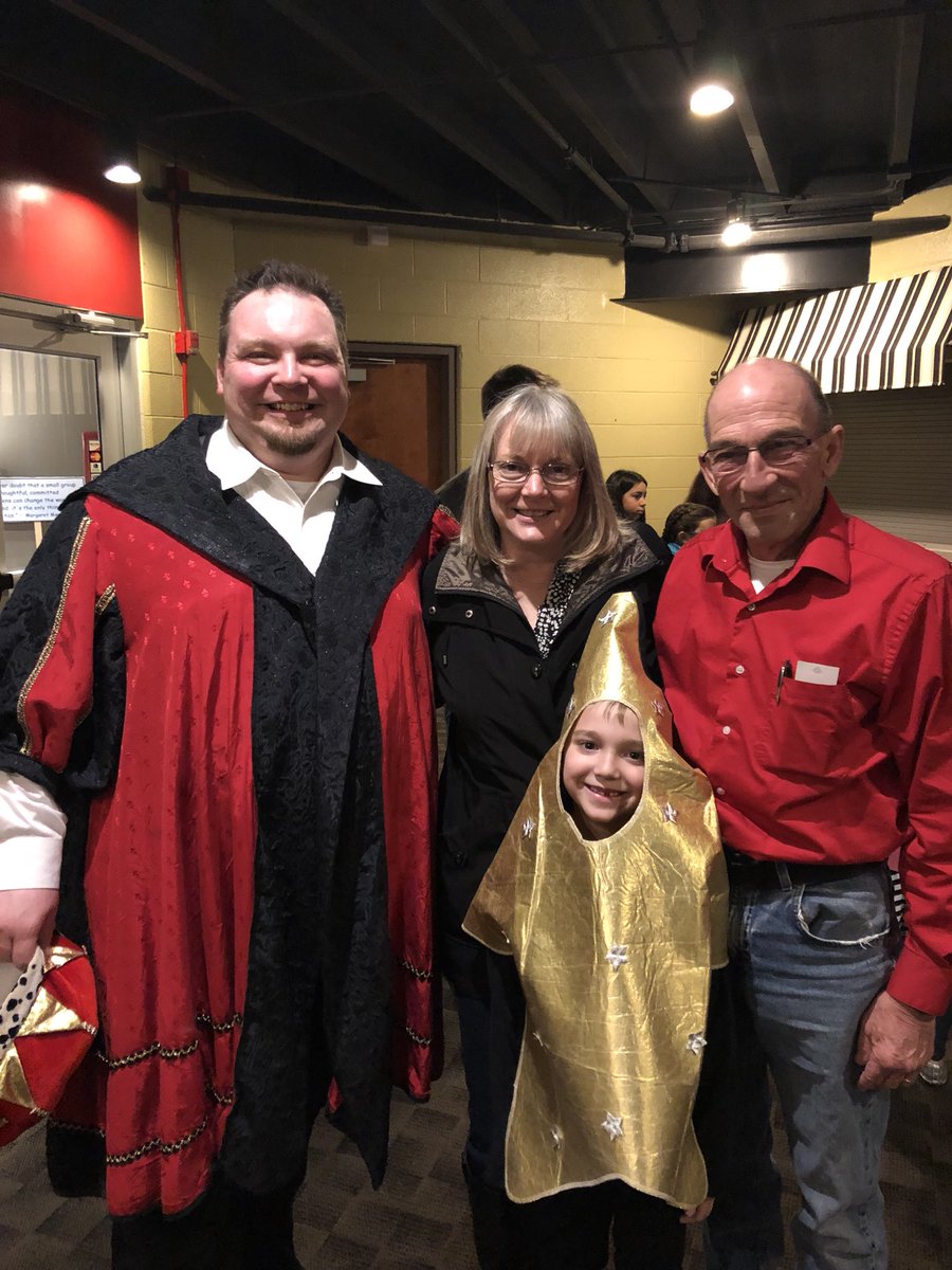 TechJax's tweet image. Sharing my passion with my son in his first show as a Star in The Little Prince. #TonyDreaming