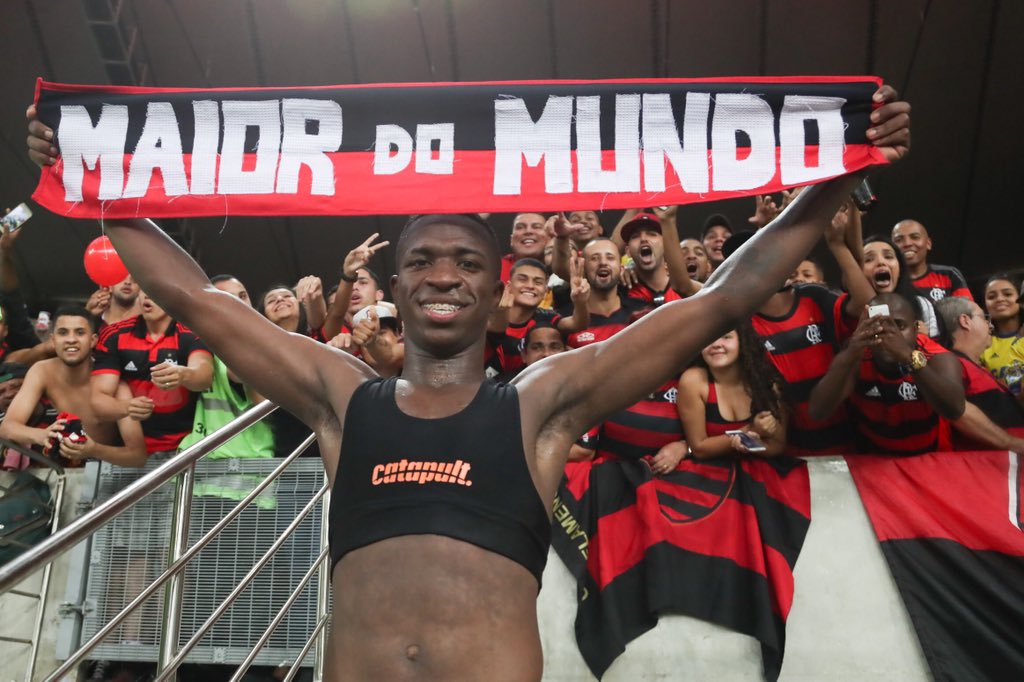 _OsFlanaticos's tweet photo. - Vizeu, Flamengo é o que?
- 
- Não entendi Vinicius,  o que Vizeu disse? 
- https://t.co/21W5D6wcMf
