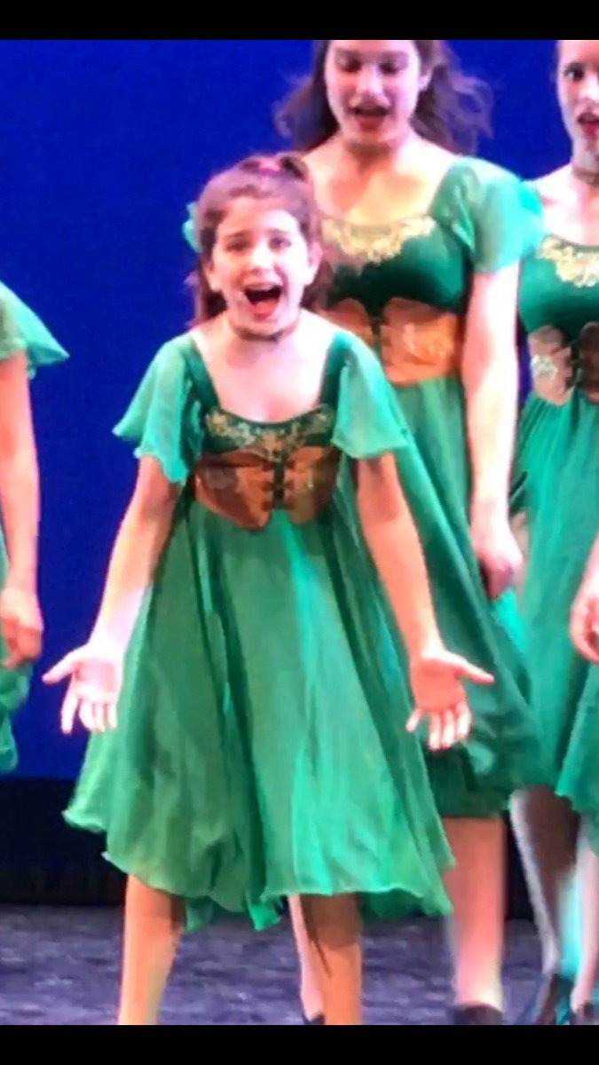 CoulterCards's tweet photo. Performing at the #bardavon in a musical theater number #WelcometotheEmeraldCity @TonyDreaming #balletartsstudio #Beacon #TonyDreaming https://t.co/KKNt8UwRoy