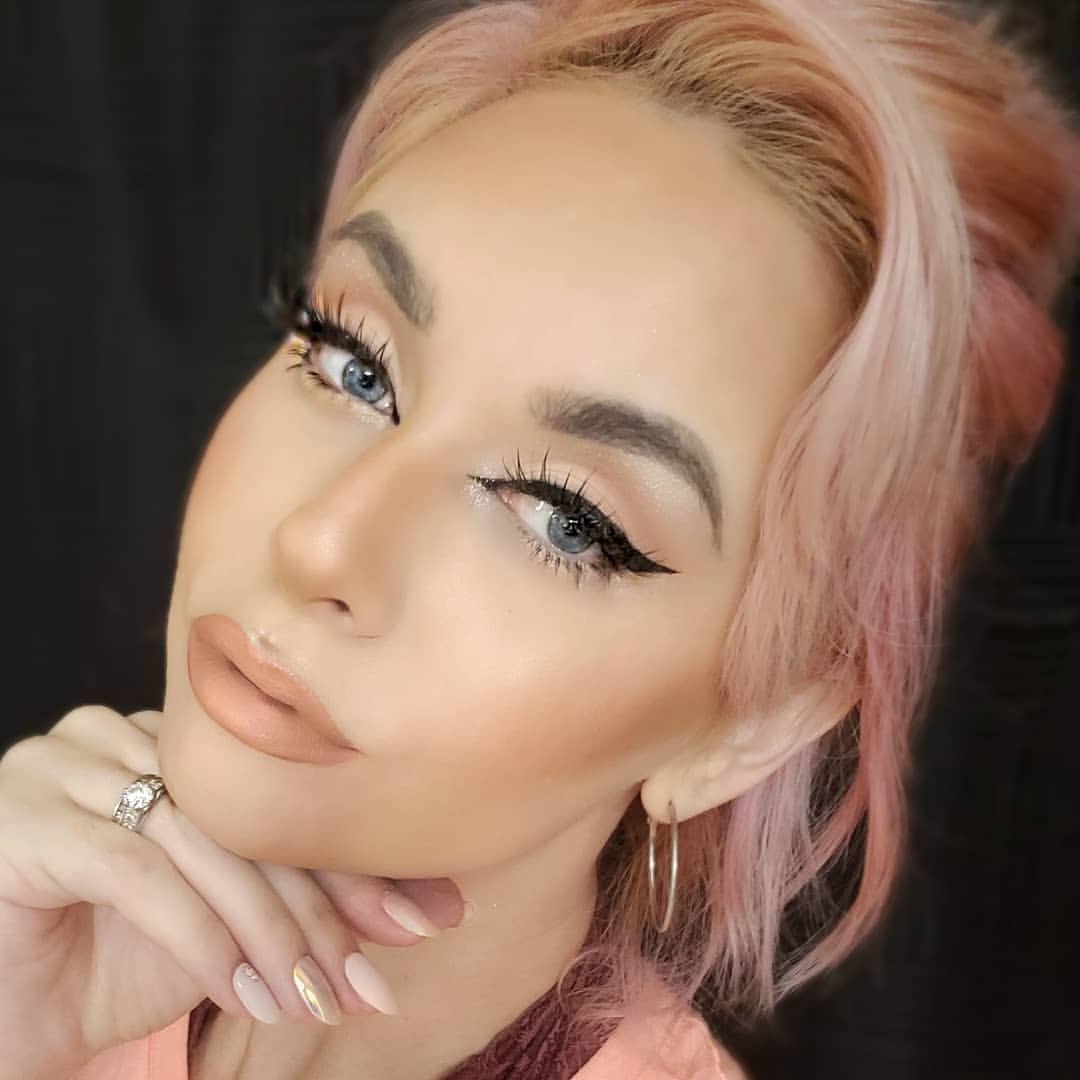 PFCosmetics's tweet photo. “#ButterCollection is now a daily favorite for me!” Thanks for the love @callitopian💗 Who else is a fan of the new collection? https://t.co/GUtqFu7OXo