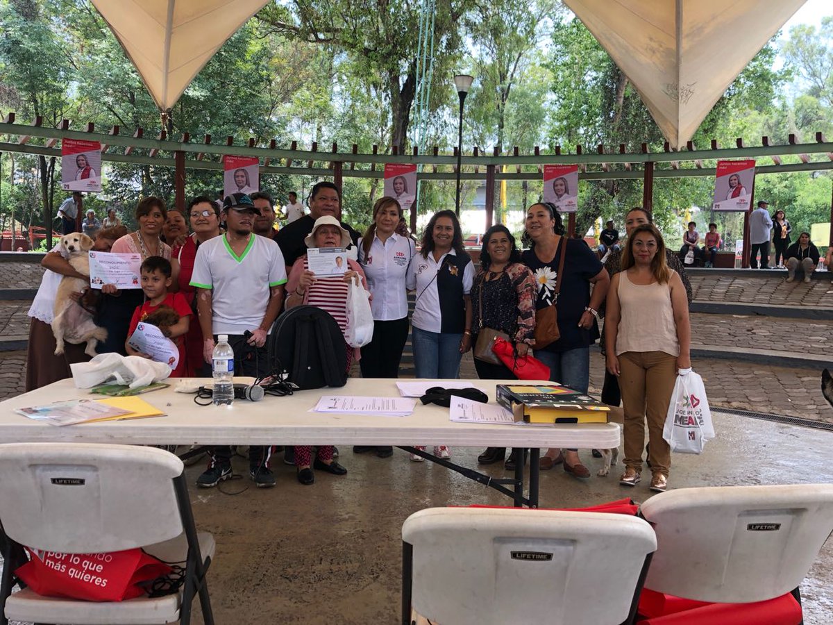 AdrianhaRangel's tweet photo. #Tlatelolco compromiso por recuperar su grandeza. Legislaremos por mayor presupuesto a las #unidadeshabitacionales. #Elecciones2018
#Distrito8FederalCDMX
#DelegaciónCuauhtémoc
#DelegaciiónVC
#CDMX
#PRI
#YoconMeade
#YoconMikel
#YoconAdrianha
#PRICDMX
#SomosPRI
#Yomero https://t.co/V6s1WkOyng