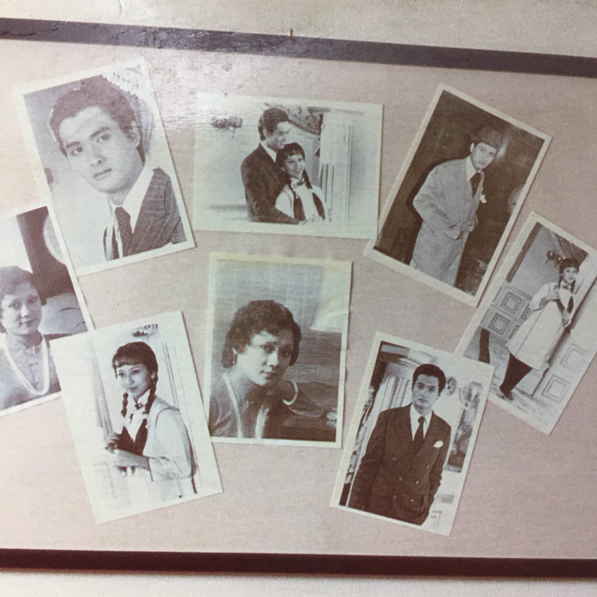 al_tran's tweet photo. This #FrancesYip record carries her theme song to the 1980 TVB drama THE BUND which starred #ChowYunFat. It reminded me of a common sight in Asian-American households to rent shows like this, in our case dubbed into Vietnamese, bringing home 20 VHS tapes at one time. https://t.co/fgXjMew8FE