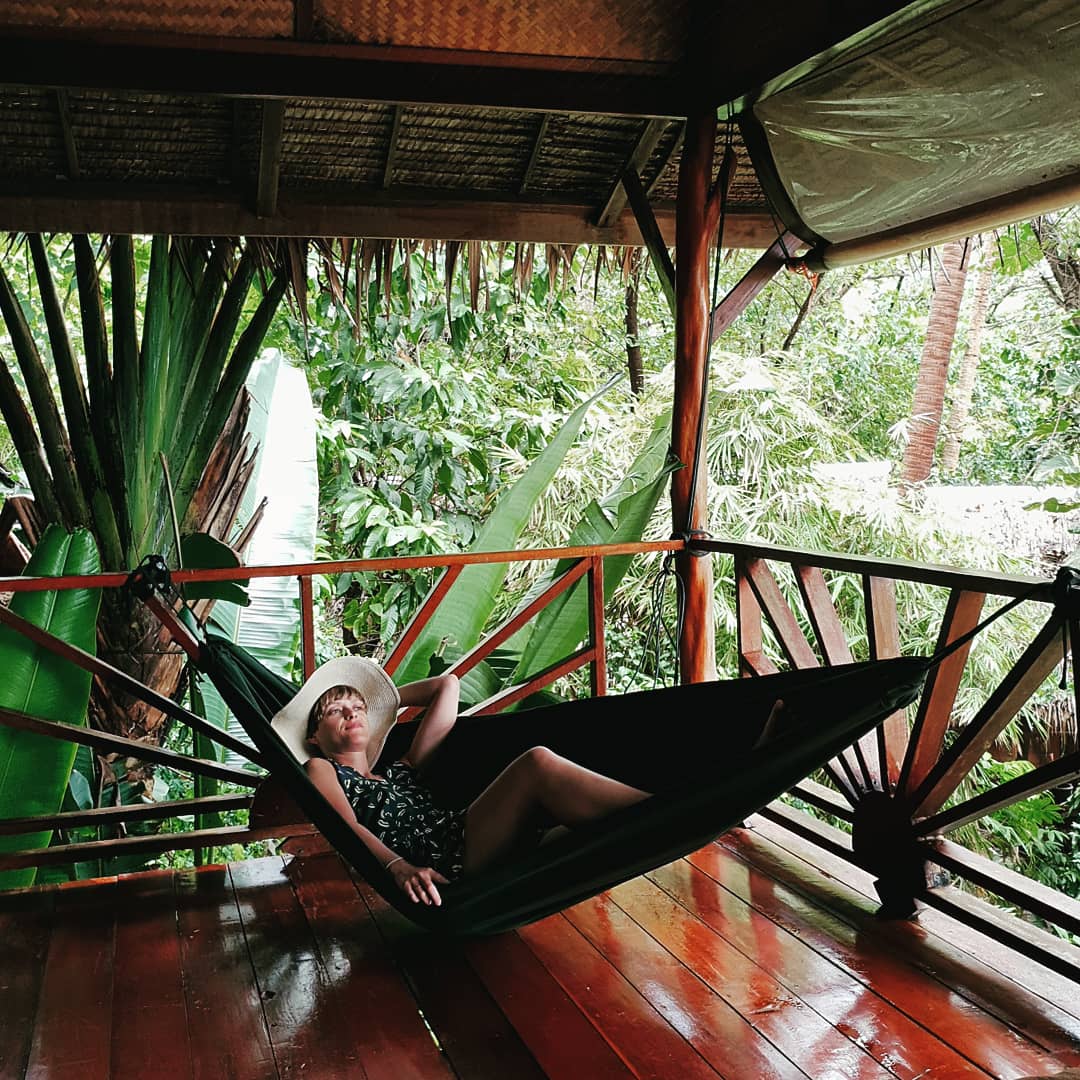 Sunday mood 🌴 | Chillin' in my hammock at @thesanctuary #Thailand. Wanna join? Check out my photo galleries on the Blog:
smile4travel.de/gallerycat/koh…
#sanctuarypostcard #Smile4TravelinThailand #WHPshapes