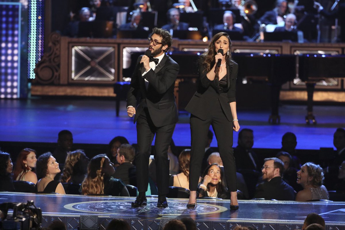 RadioCity's tweet photo. A round of 👏👏👏 for the hosts! Not only are @SaraBareilles and @joshgroban talented musicians, but they’ve had the crowd laughing all night 😂 #TonyAwards https://t.co/b8iTowegsw