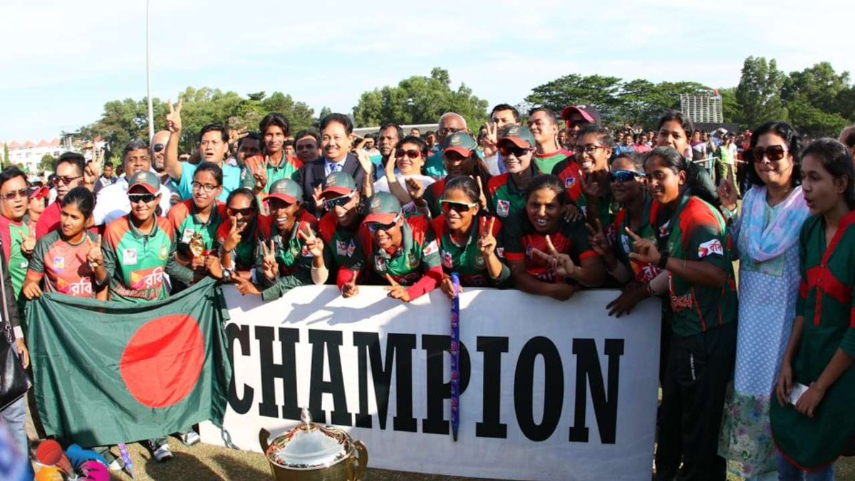 dna's tweet photo. Anju Jain – the Indian who helped Bangladesh dethrone India in Women's Asia Cup  https://t.co/5mJjjPW3Dk by @sakshi2929 
#AsiaCupFinal https://t.co/CLLxeHLlvU