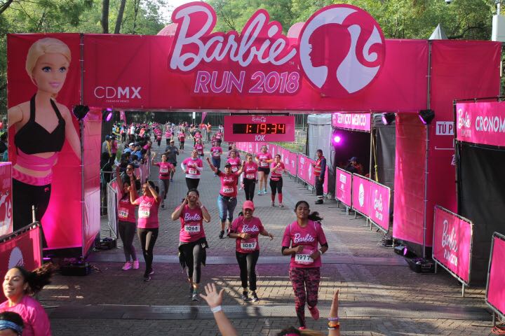 Scorza_Boy's tweet photo. I'm proud of you @hedz_kari #BarbieRunMx https://t.co/mCWOkrBUqC