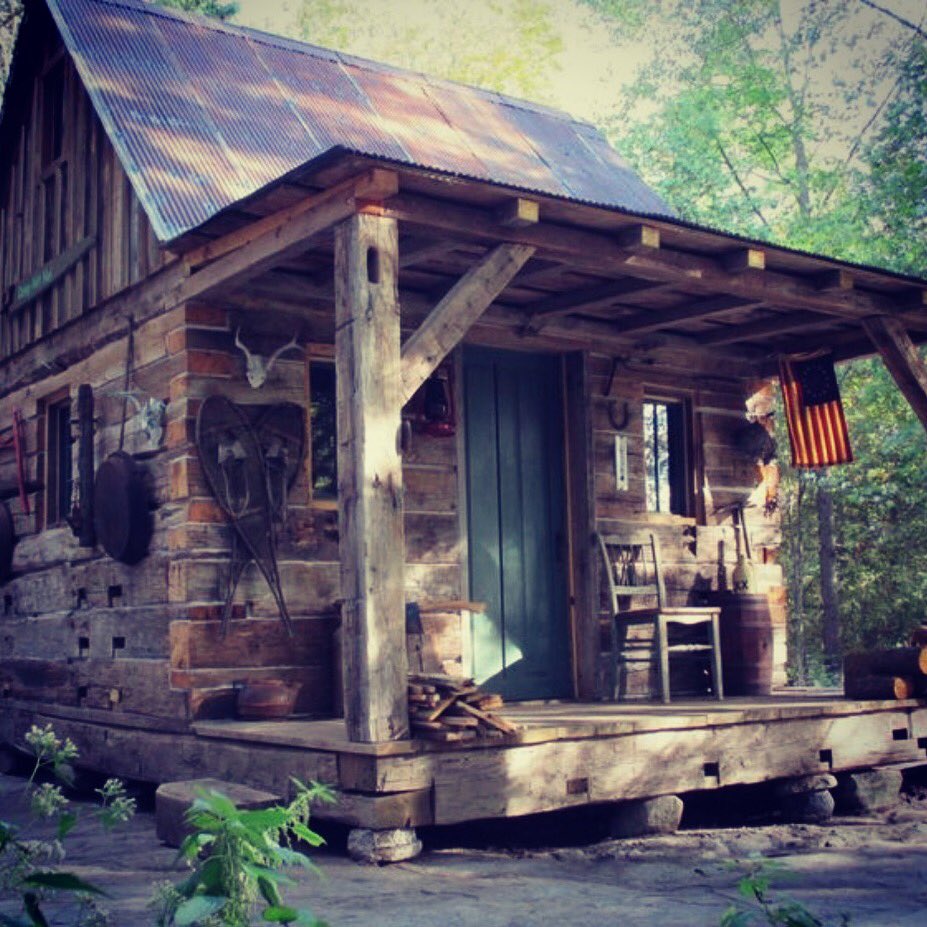 offgridtalk's tweet image. A relaxing peaceful evening at home is one of life's greatest pleasures.