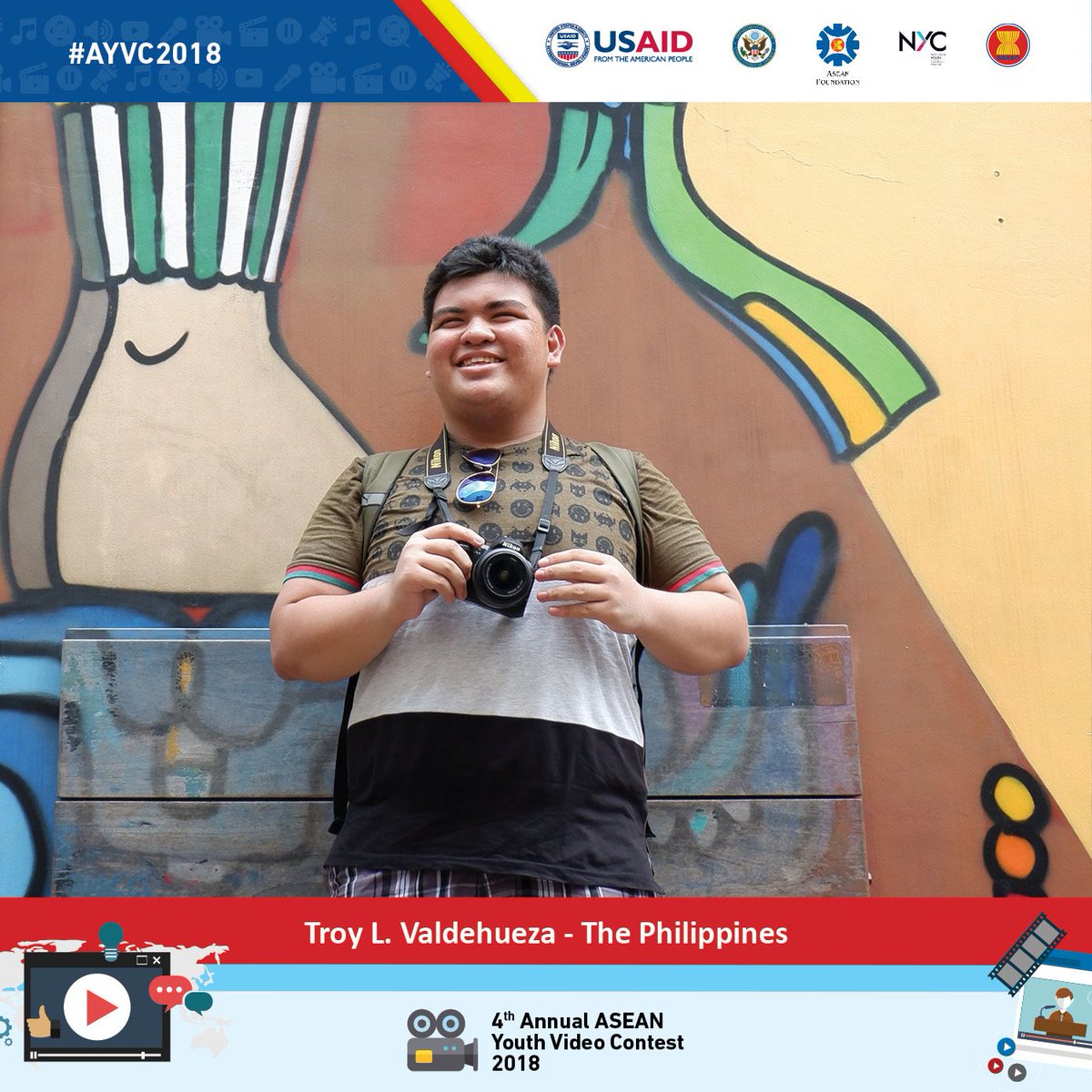 aseanfoundation's tweet photo. Part 2. Who will win the 4th ASEAN Youth Video Contest 2018? But before that, you can read an article that chronicles the participants’ experience during #AYVC2018 video production training which was held in Singapore on April here https://t.co/4C90z0Zquj .

#WeareASEAN #beASEAN https://t.co/wirNpX4hIc