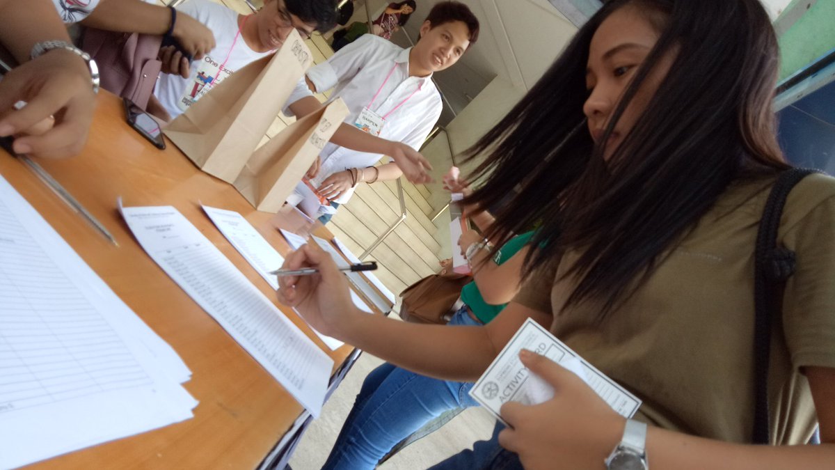 PaftPsi's tweet photo. WEEK OF WELCOME
registration booth for
COLLEGE OF SCIENCE AND MATHEMATICS

#wow2k18
#CSM2k18
#PaftPsiYAHAN https://t.co/M33N2hcXdY