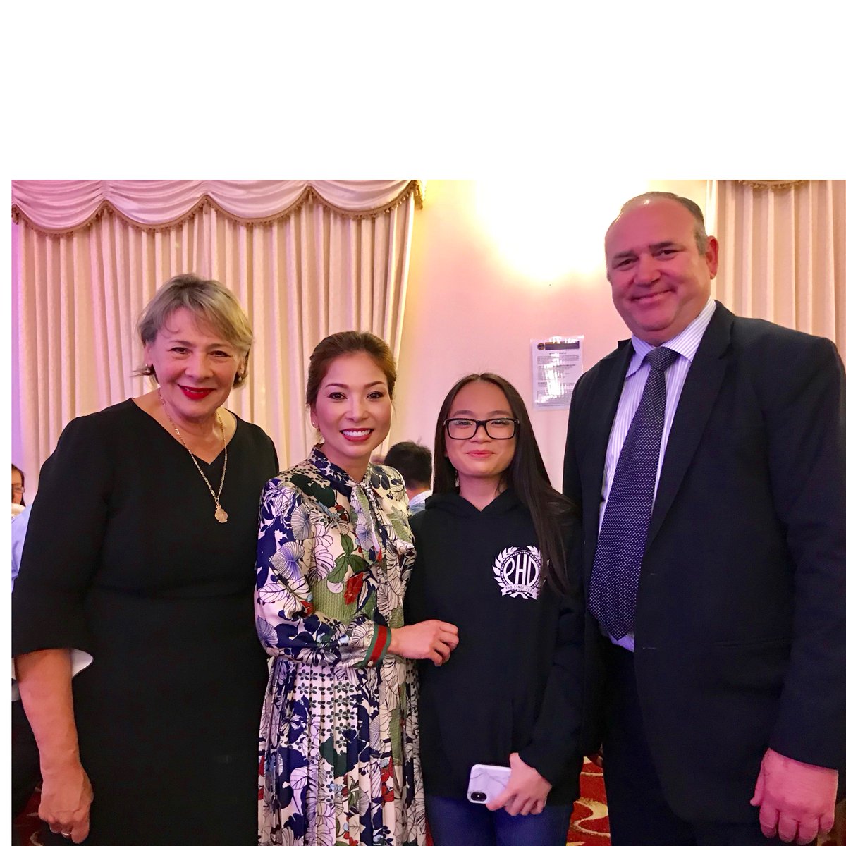 IngaPeulich's tweet image. @Annabella’s Reception in Clayton with Vietnamese community across the South East of Melbourne listening to amazing local & Vietnamese talent - with Darrel Taylor, Liberal for Keysborough and Cr Tim Dark and other CRS. #springst @CoalitionVic #semvac