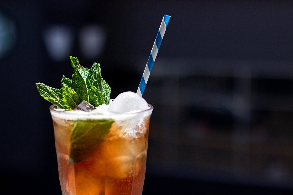 Лед с фруктами для напитков. Напитки быстро. Напитки быстро. Напитки быстро. Апфельшорле.