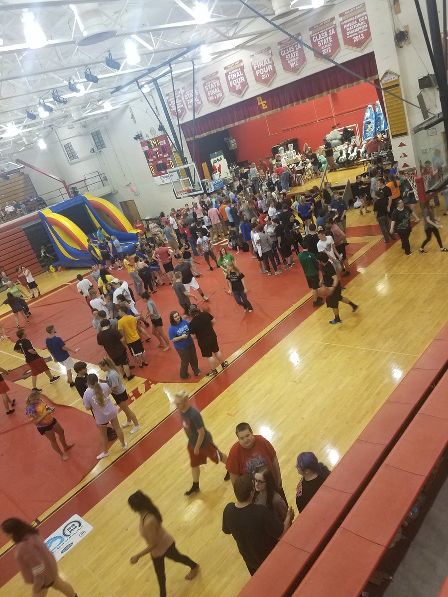 Project Grad going strong! I'm going home for a two hour nap. 😴