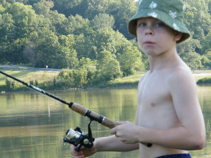 holtz_ella's tweet photo. Happy birthday Peyton! You have the biggest heart and love the Lord with it all!! You are full of swag forever plus 4!! Welcome to the adult life!! ⛓✨ #bigboygangmoves #happylife #swag #frickthat https://t.co/WiEoizAqlX