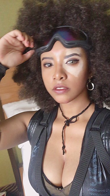 Watch UniqueSora's leaked NSFW photo on TwXstars