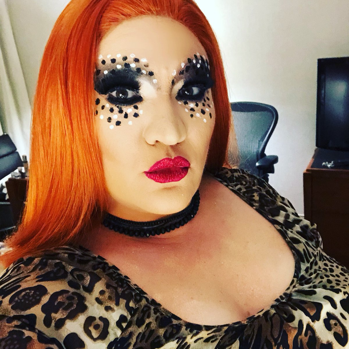 rld1975's tweet photo. Headed out for my last night in Chicago! https://t.co/9FLCHVIV73